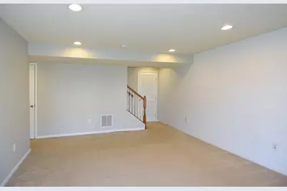 8021 Hinsdale Ln, South Fayette, PA 15057 - Photo 22