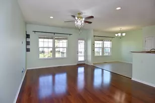 8021 Hinsdale Ln, South Fayette, PA 15057 - Photo 10