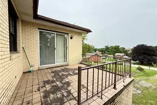 8321 E Van Buren Dr, Pittsburgh, PA 15237 - Photo 6