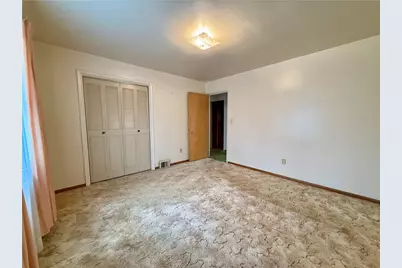 8321 E Van Buren Dr, Pittsburgh, PA 15237 - Photo 20