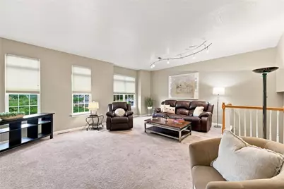 920 Royal Ct, Canonsburg, PA 15317 - Photo 2