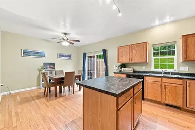 920 Royal Ct, Canonsburg, PA 15317 - Photo 8