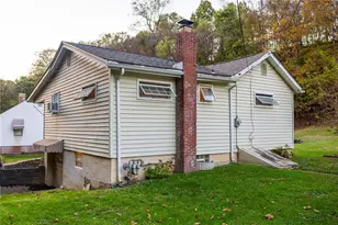181 Firden Ln, Elizabeth Twp/Boro, PA 15037 - Photo 2