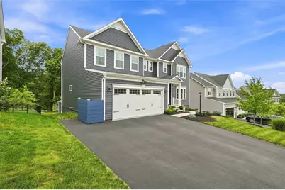 205 Bengal Fox Ct, Zelienople, PA 16063 - Photo 2