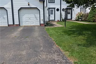 862 Sunset Cir, Cranberry Township, PA 16066 - Photo 1