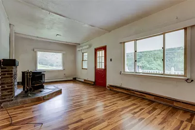 12 Rhodes Ave, Aleppo, PA 15143 - Photo 18