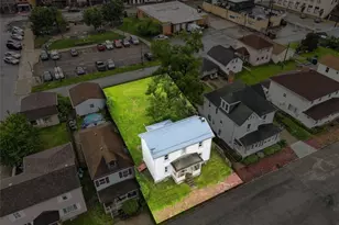 1026 Washington Ave, Monaca, PA 15061 - Photo 2