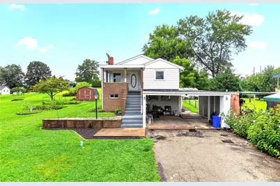 1215 Village Rd, Mount Pleasant Township, PA 15666 - Photo 2