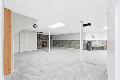 259 Center St, Carmichaels-Cumberland, PA 15320 - Photo 32