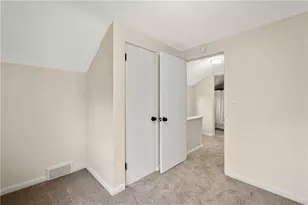 1339 Edgewood Dr, West Homestead, PA 15120 - Photo 18