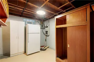6347 Crestview Dr, South Park, PA 15129 - Photo 26