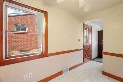 6347 Crestview Dr, South Park, PA 15129 - Photo 4