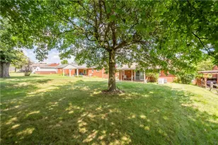 6347 Crestview Dr, South Park, PA 15129 - Photo 32