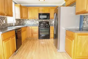 118 Whitney Dr, Cranberry Township, PA 16066 - Photo 8
