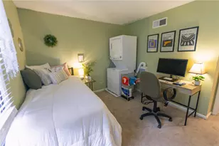 450 Country View Ct, Pittsburgh, PA 15205 - Photo 12