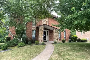 1807 Educational Dr, White Oak, PA 15131 - Photo 4