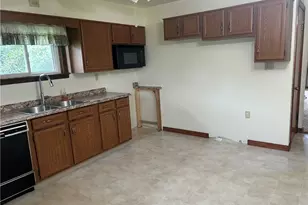 1416 Hawthorne St, Connellsville, PA 15425 - Photo 14