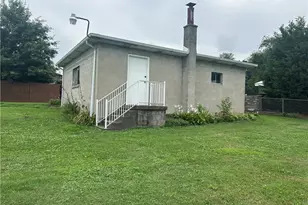 1416 Hawthorne St, Connellsville, PA 15425 - Photo 8