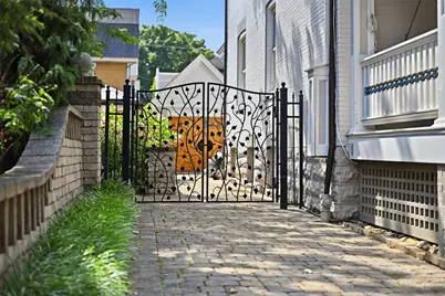 209 Virginia Avenue, Pittsburgh, PA 15215 - Photo 2