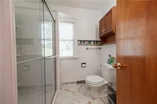 2433 Ridgewood Ct, Shenango Township, PA 16101 - Photo 14