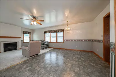2433 Ridgewood Ct, Shenango Township, PA 16101 - Photo 10