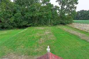 2433 Ridgewood Ct, Shenango Township, PA 16101 - Photo 36