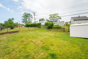 245 Lynn Dr, Pittsburgh, PA 15236 - Photo 2