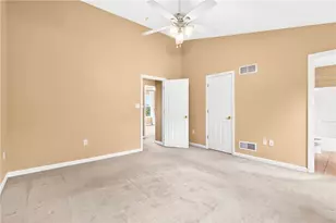 10555 Forest Hill Dr, Pittsburgh, PA 15090 - Photo 28