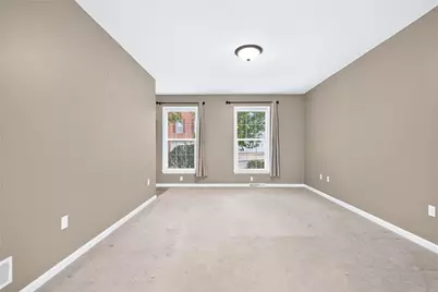 10555 Forest Hill Dr, Pittsburgh, PA 15090 - Photo 12
