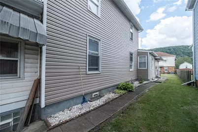1912 4th Ave, Beaver Falls, PA 15010 - Photo 38