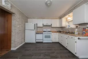 1912 4th Ave, Beaver Falls, PA 15010 - Photo 12