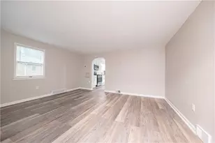 11690 Center St, Irwin, PA 15642 - Photo 4
