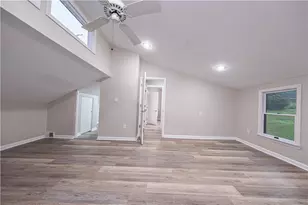 11690 Center St, Irwin, PA 15642 - Photo 22