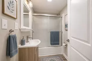 11690 Center St, Irwin, PA 15642 - Photo 10