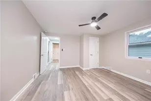 11690 Center St, Irwin, PA 15642 - Photo 14