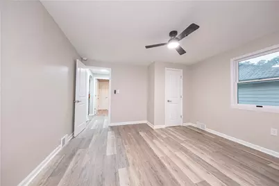 11690 Center St, Irwin, PA 15642 - Photo 4