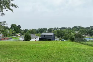 11690 Center St, Irwin, PA 15642 - Photo 26