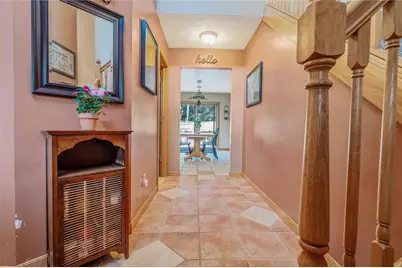 101 Davis Ln, Cecil, PA 15317 - Photo 4