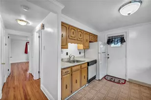644 Somerville Dr, Scott Township, PA 15243 - Photo 14