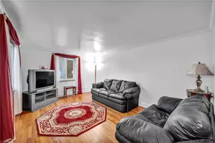 644 Somerville Dr, Scott Township, PA 15243 - Photo 4