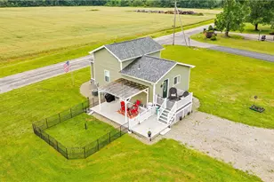 1509 S Darby Rd, Hermitage, PA 16148 - Photo 4