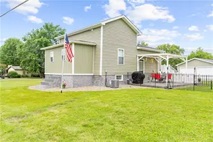 1509 S Darby Rd, Hermitage, PA 16148 - Photo 16