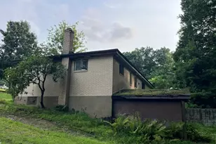 200 Forest Dr, North Huntingdon, PA 15642 - Photo 6