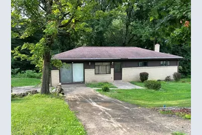 200 Forest Drive, North Huntingdon, PA 15642 - Photo 2