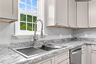 434 2nd, Sutersville, PA 15083 - Photo 12