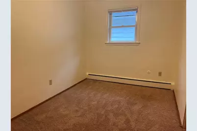 19 Erie Ave, Glassport, PA 15045 - Photo 6