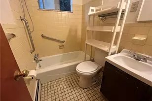 21 Erie Ave, Glassport, PA 15045 - Photo 10