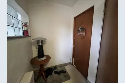 21 Erie Ave, Glassport, PA 15045 - Photo 14