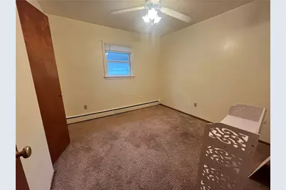 21 Erie Ave, Glassport, PA 15045 - Photo 8