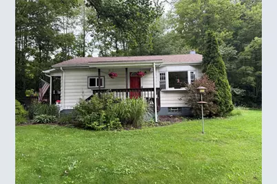 1048 Parkwood Rd, Armstrong-Shelocta, PA 15701 - Photo 1